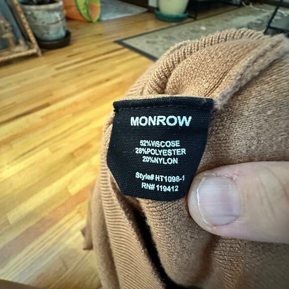 Monrow Women's Beige Supersoft Knit Cold-Shoulder Sweater Size L - Picture 3 of 5